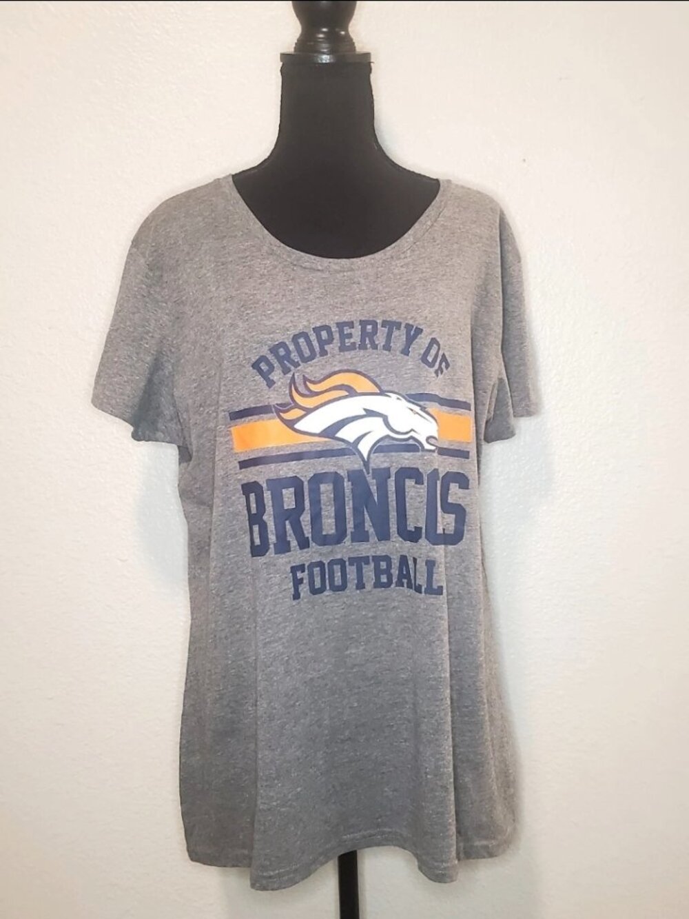 NWOT Instant Message Womens Gray "Property Of Broncos" Tee Size:X-Large